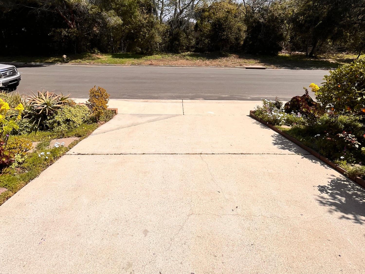 Driveway & Concrete in Santa Barbara, CA by Goleta Pressure Washing